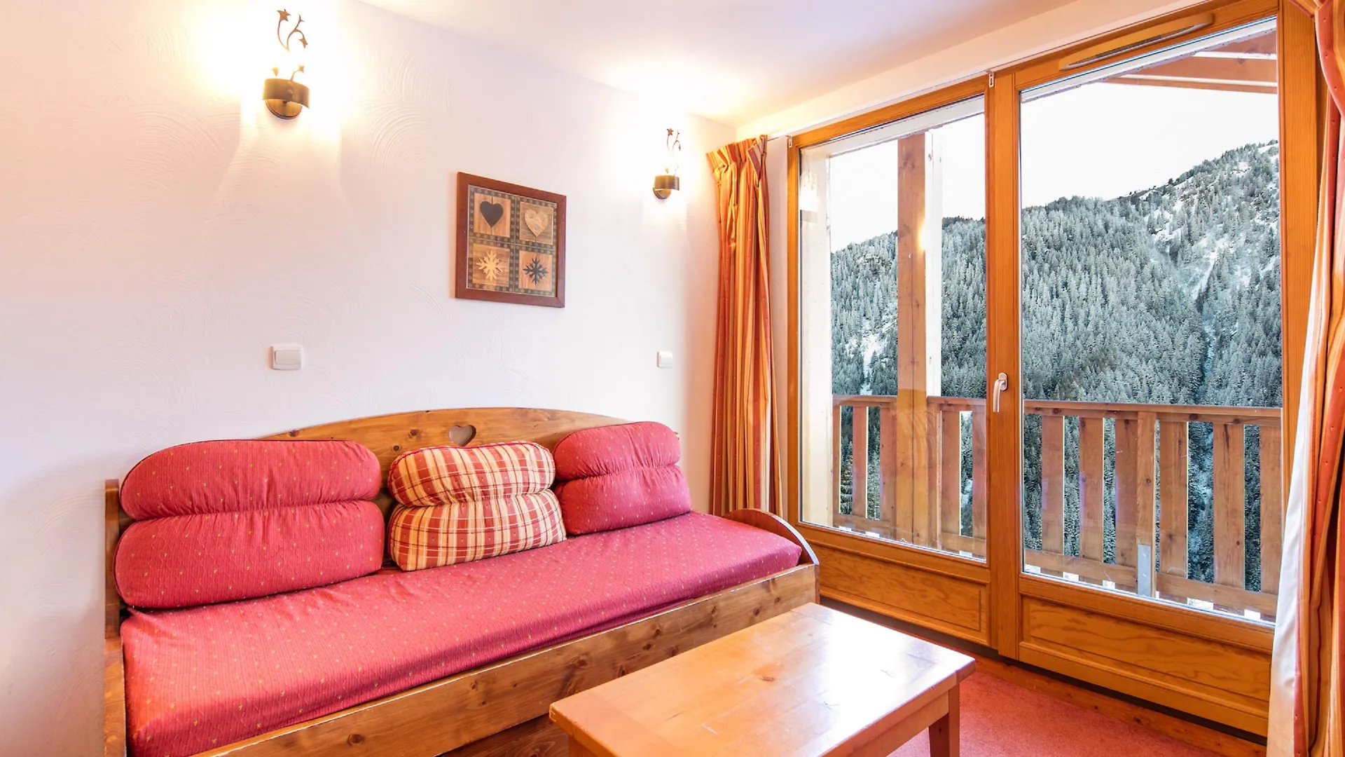 Residence Les Chalets De La Ramoure Valfrejus 3*,  France