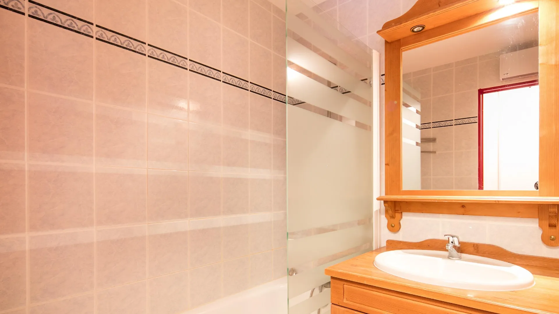 *** Hotel Residence Les Chalets De La Ramoure Valfrejus France